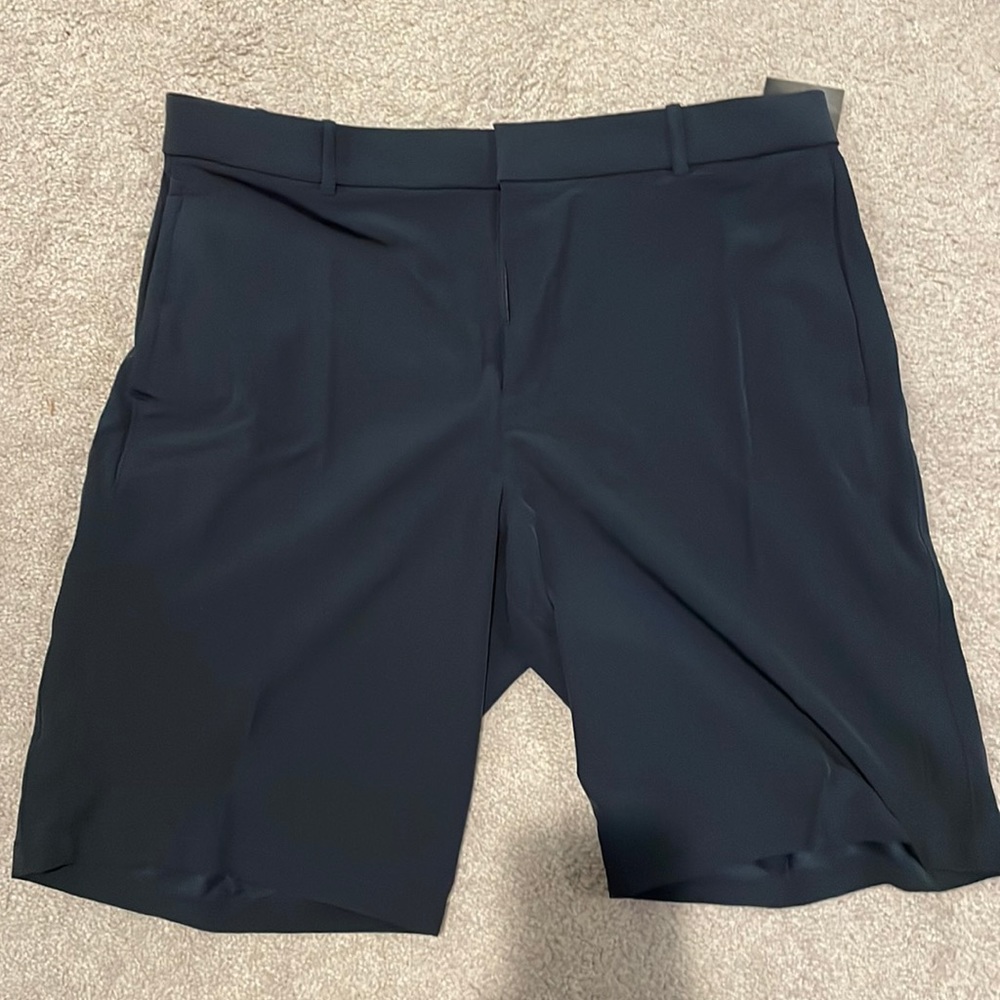 Nike Golf Short size 35 NWT